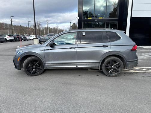 2023 Volkswagen Tiguan 2.0T SE R-Line Black 4MOTION