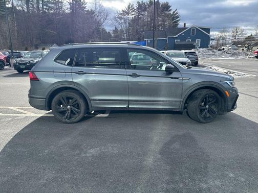 2023 Volkswagen Tiguan 2.0T SE R-Line Black 4MOTION