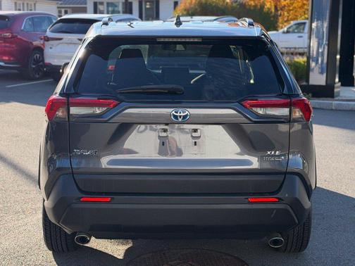 Magnetic Gray Metallic 2020 Toyota RAV4 Hybrid XLE