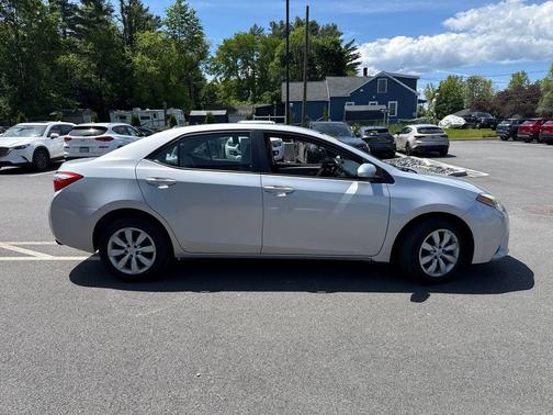 Classic Silver Metallic 2016 Toyota Corolla LE