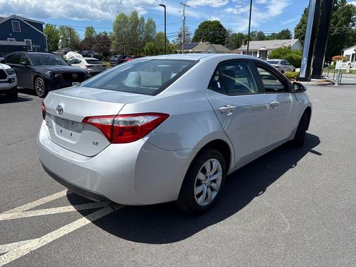 Classic Silver Metallic 2016 Toyota Corolla LE