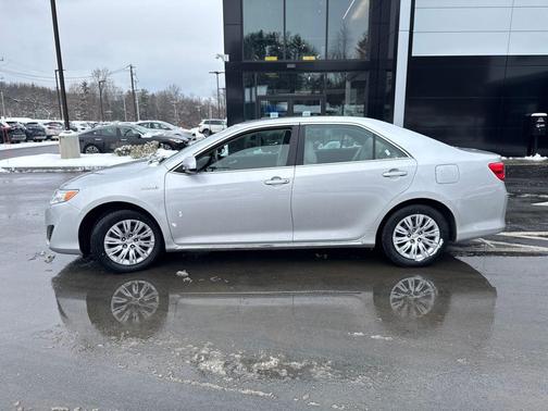 2014 Toyota Camry Hybrid XLE