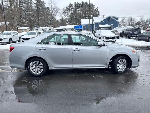 2014 Toyota Camry Hybrid XLE