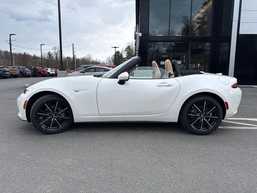 Snowflake White Pearl Mica 2026 Mazda MX-5 Miata Grand Touring