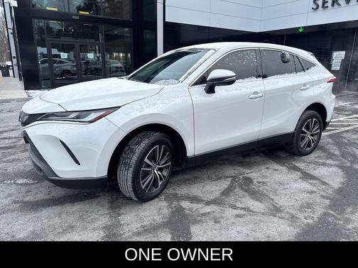 2024 Toyota Venza LE