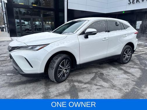 2024 Toyota Venza LE