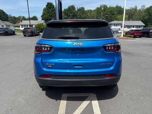 Hydro Blue Pearlcoat 2024 Jeep Compass Limited