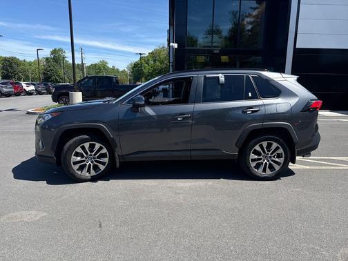 Magnetic Gray Metallic 2021 Toyota RAV4 XLE Premium