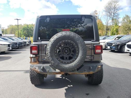 2019 Jeep Wrangler Sport
