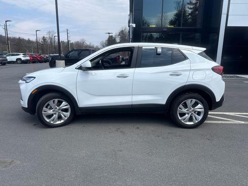 Summit White 2025 Buick Encore GX Preferred