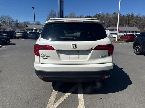 Lunar Silver Metallic 2016 Honda Pilot EX-L