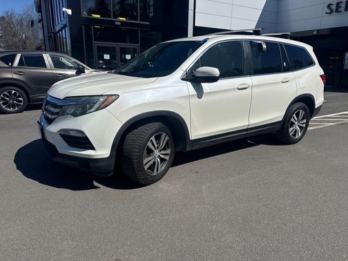 Lunar Silver Metallic 2016 Honda Pilot EX-L