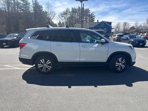 Lunar Silver Metallic 2016 Honda Pilot EX-L