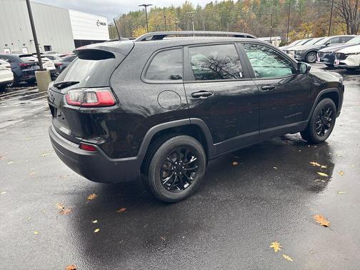 2023 Jeep Cherokee Altitude