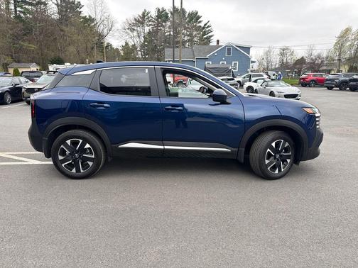 Deep Blue Pearl 2025 Nissan Kicks SV