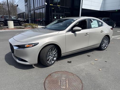 Platinum Quartz Metallic 2026 Mazda Mazda3 FWD w/Preferred Package