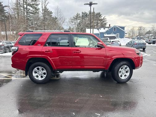 2024 Toyota 4Runner SR5 Premium