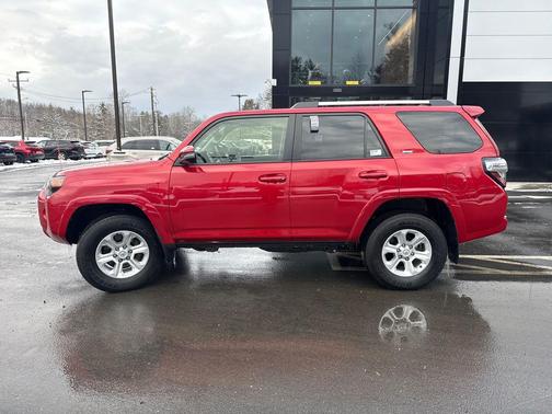 2024 Toyota 4Runner SR5 Premium