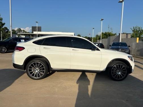Polar White 2022 Mercedes-Benz GLC 300 4MATIC Coupe