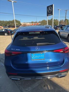 2025 Mercedes-Benz GLC 300 Base