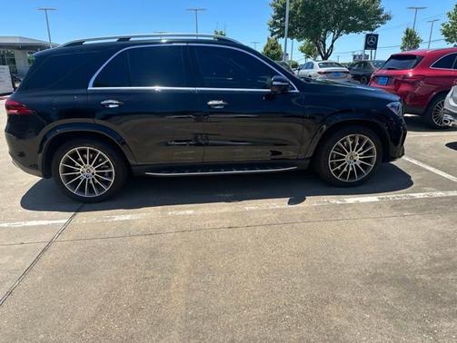 Black 2024 Mercedes-Benz GLE 450 4MATIC