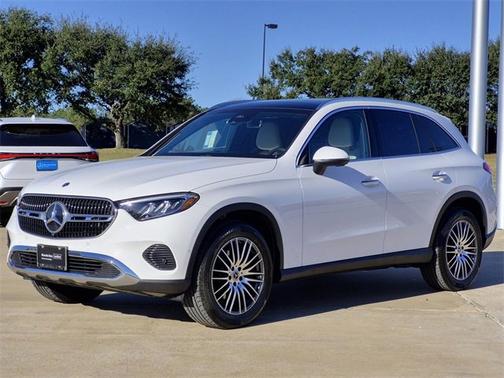 2025 Mercedes-Benz GLC 300 