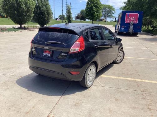 Black 2014 Ford Fiesta SE