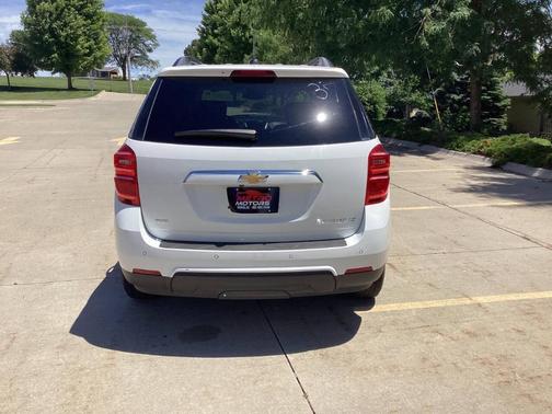 Summit White 2016 Chevrolet Equinox LT