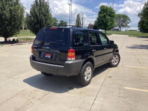 Black 2007 Ford Escape XLT
