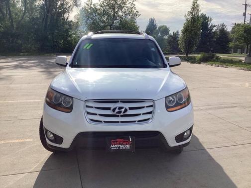 Frost White Pearl 2011 Hyundai SANTA FE SE