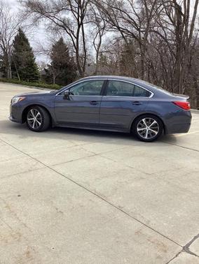 Carbide Gray Metallic 2015 Subaru Legacy 2.5i Limited