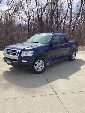 Blue 2007 Ford Explorer Sport Trac XLT