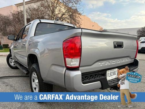 2017 Toyota Tacoma SR