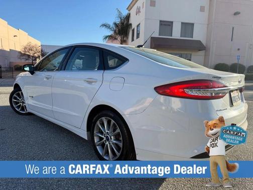 2017 Ford Fusion Hybrid SE