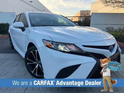 2018 Toyota Camry Hybrid XLE