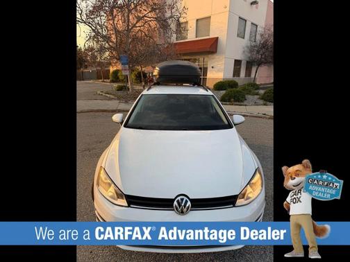 2016 Volkswagen Golf SportWagen TSI S 4-Door