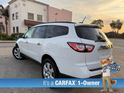 White 2016 Chevrolet Traverse 1LT
