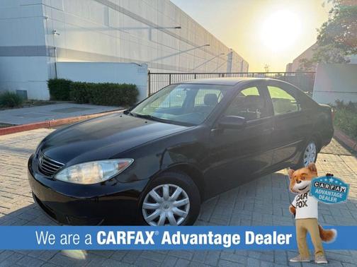 2005 Toyota Camry LE