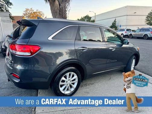 2018 Kia Sorento LX