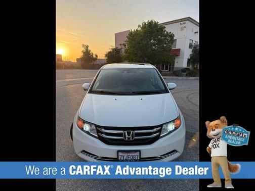 White Diamond Pearl 2017 Honda Odyssey EX-L