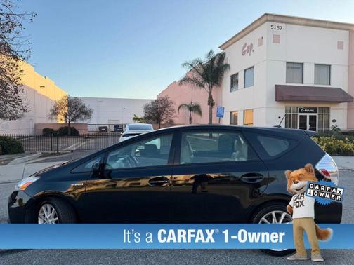 2012 Toyota Prius v Five