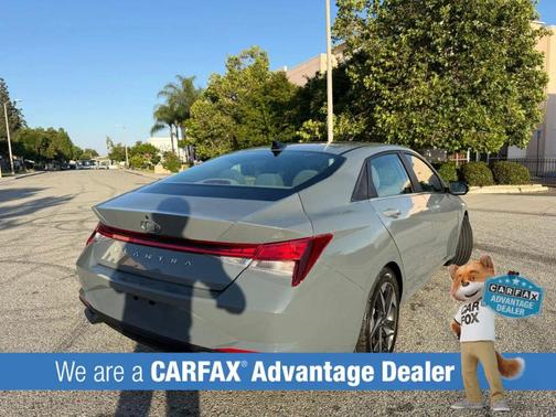 Electric Shadow 2022 Hyundai ELANTRA SEL