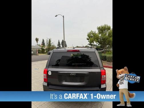 Granite Crystal Metallic Clearcoat 2016 Jeep Patriot Sport