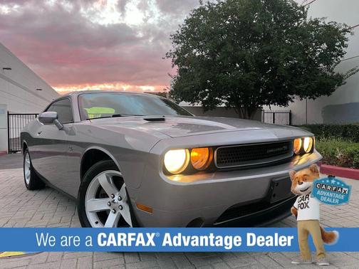 2013 Dodge Challenger SXT