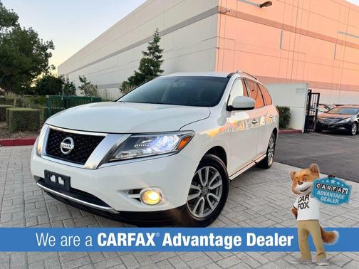 2016 Nissan Pathfinder SV