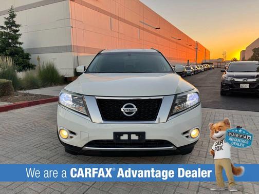 2016 Nissan Pathfinder SV