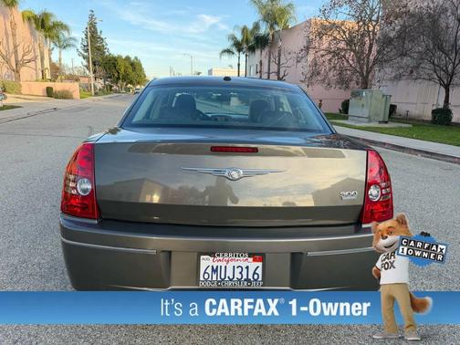 2010 Chrysler 300 Touring/Signature/Executive Series