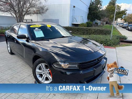 2019 Dodge Charger SXT