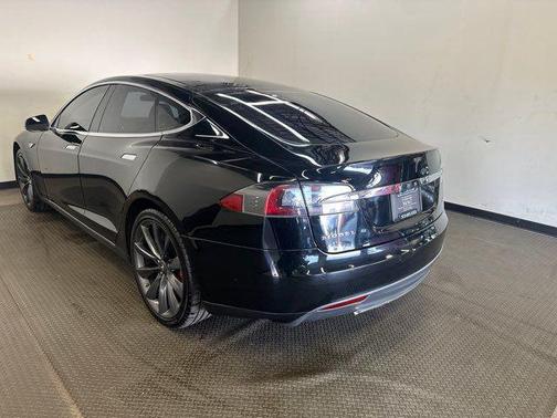 2014 Tesla Model S 85