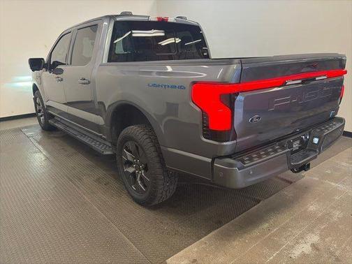 2022 Ford F-150 Lightning LARIAT